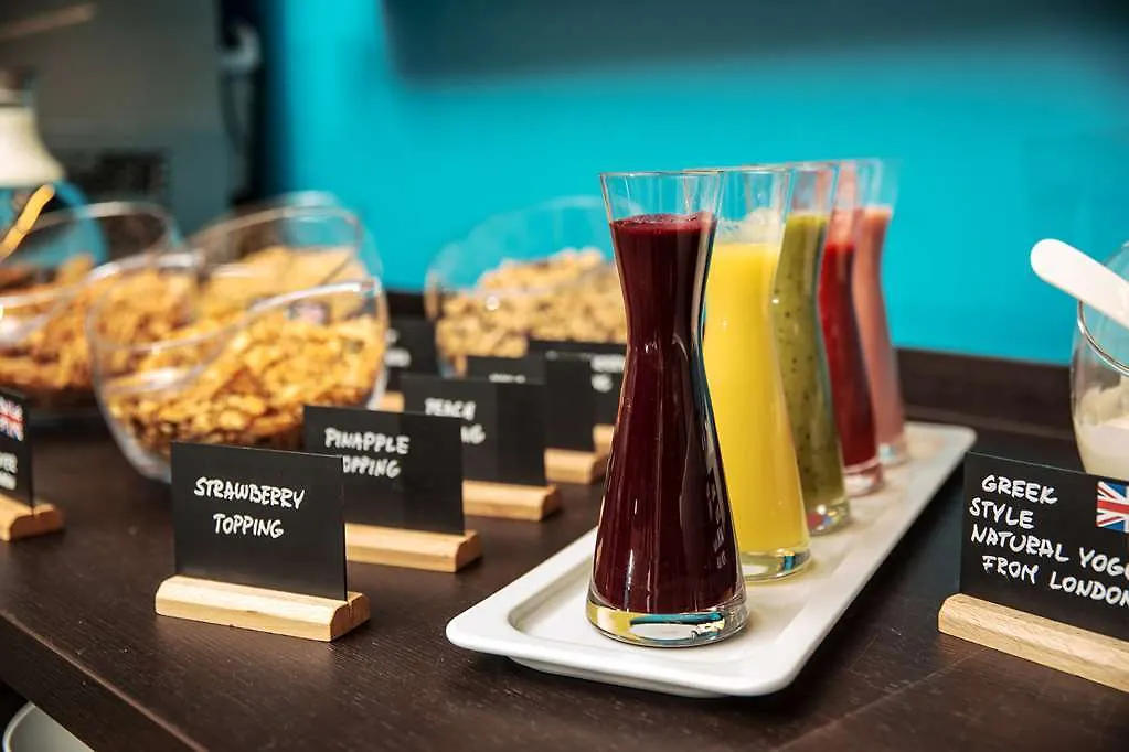 Motel One London-Tower Hill 3*, London United Kingdom