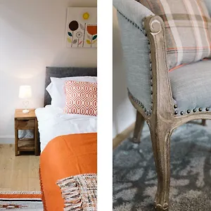 Beautiful Centre - Holyrood Park Apartment Edinburgh