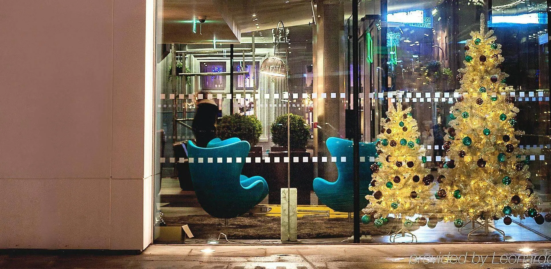 Motel One London-Tower Hill 3*, London